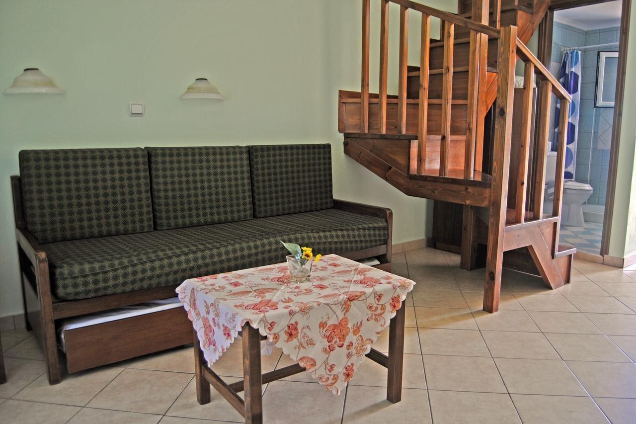 Aparthotel Elizabeth à Roda  Extérieur photo