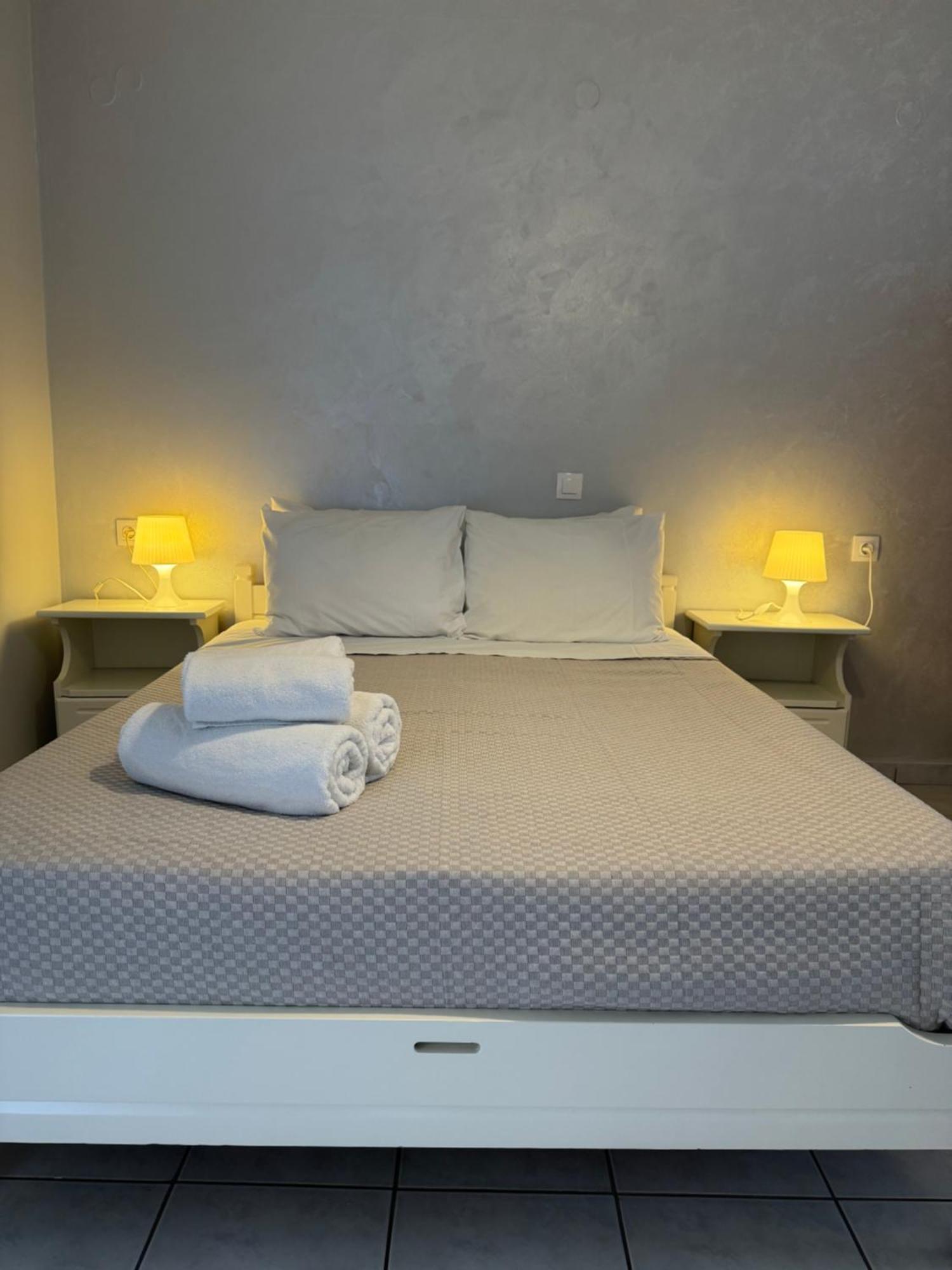 Aparthotel Elizabeth à Roda  Extérieur photo