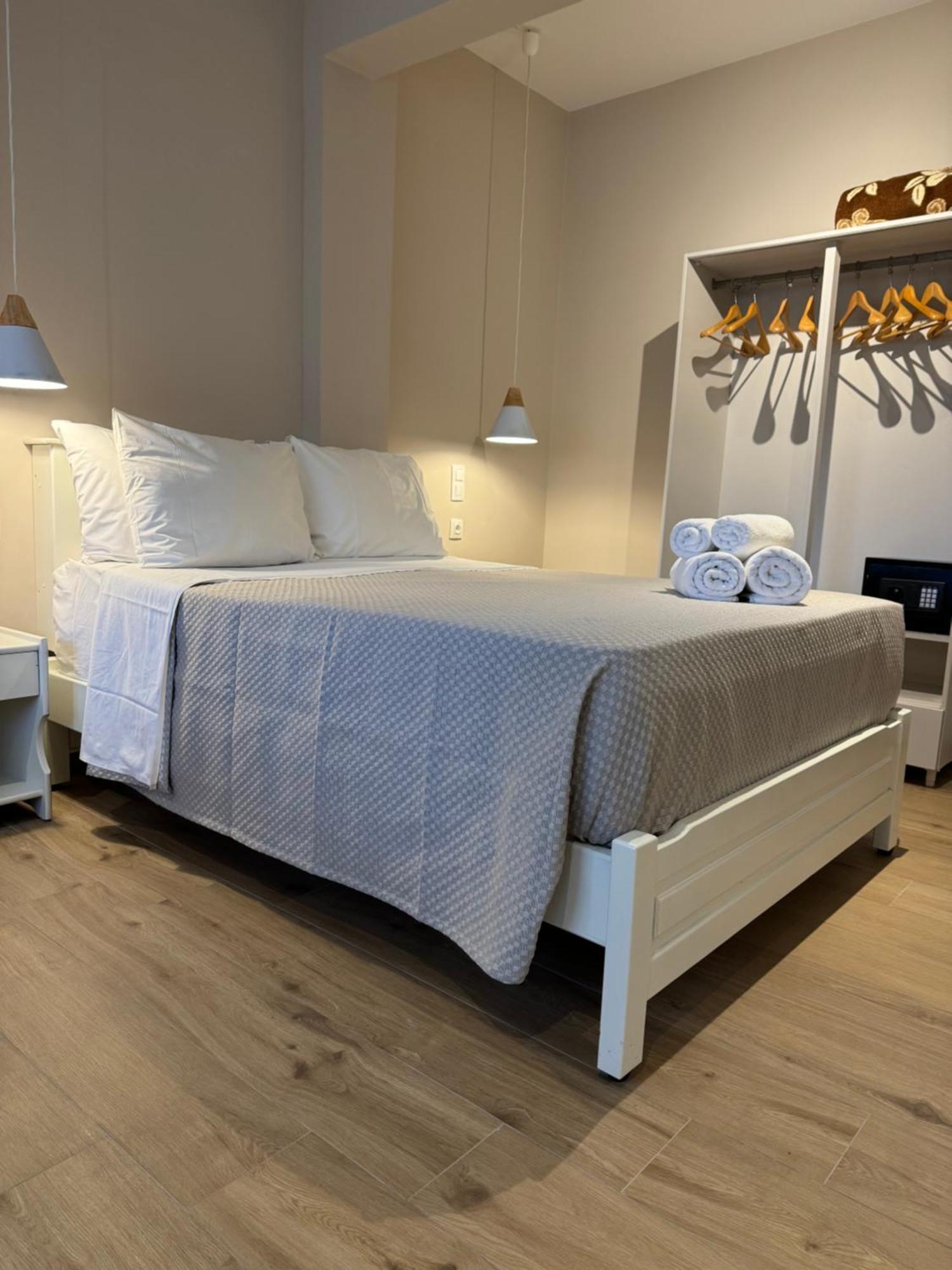 Aparthotel Elizabeth à Roda  Extérieur photo