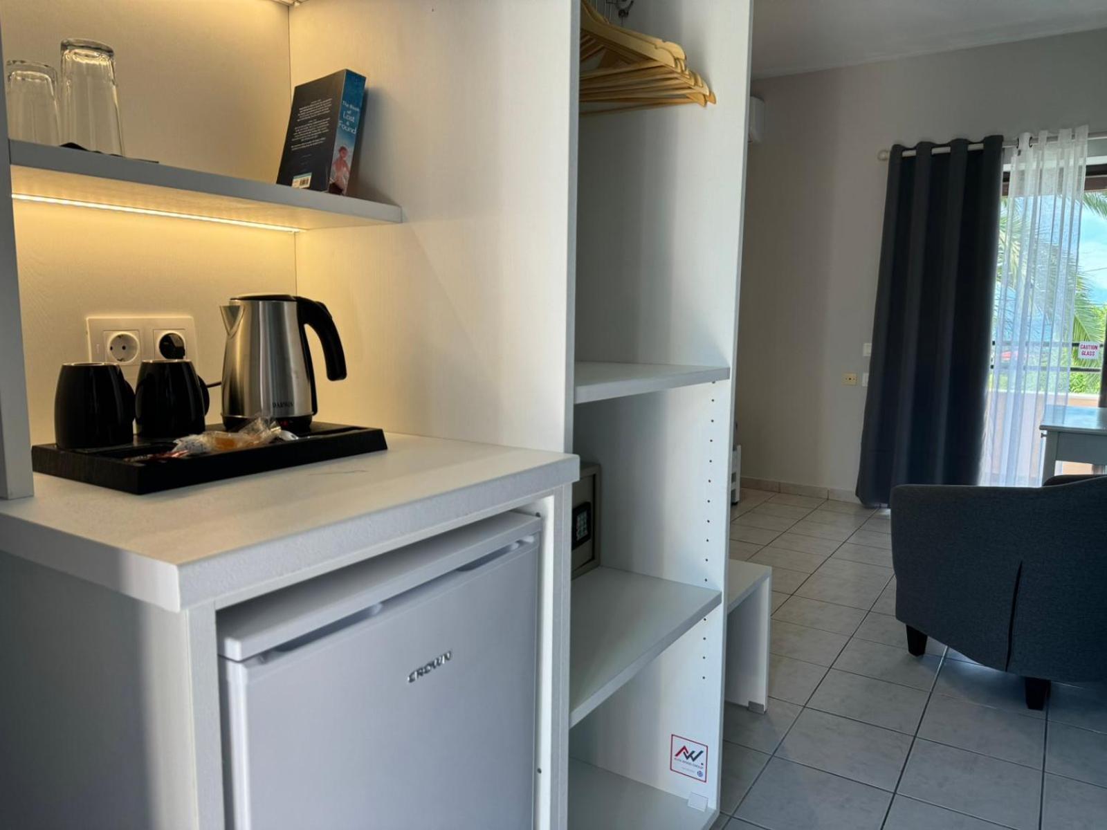 Aparthotel Elizabeth à Roda  Extérieur photo